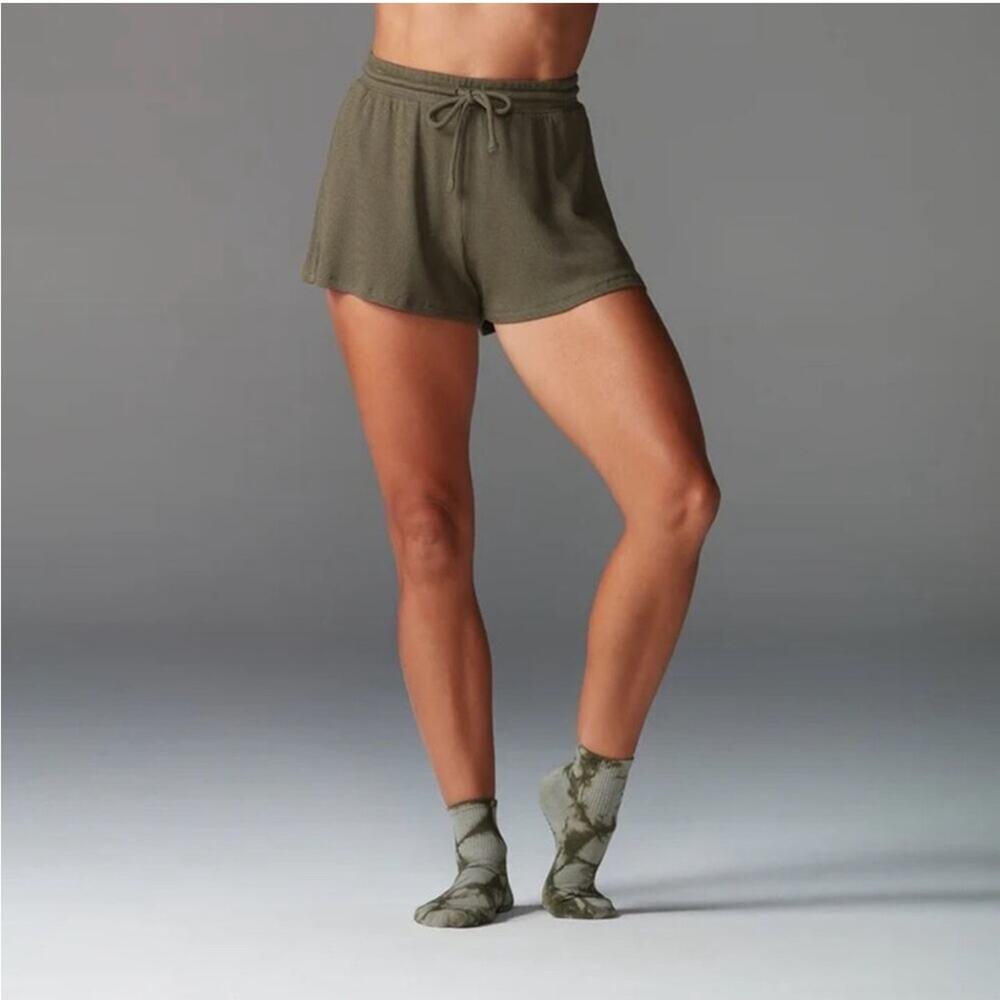 NWT TAVI Lounge Waffle Short in Olive Green 2" Inseam Size Large